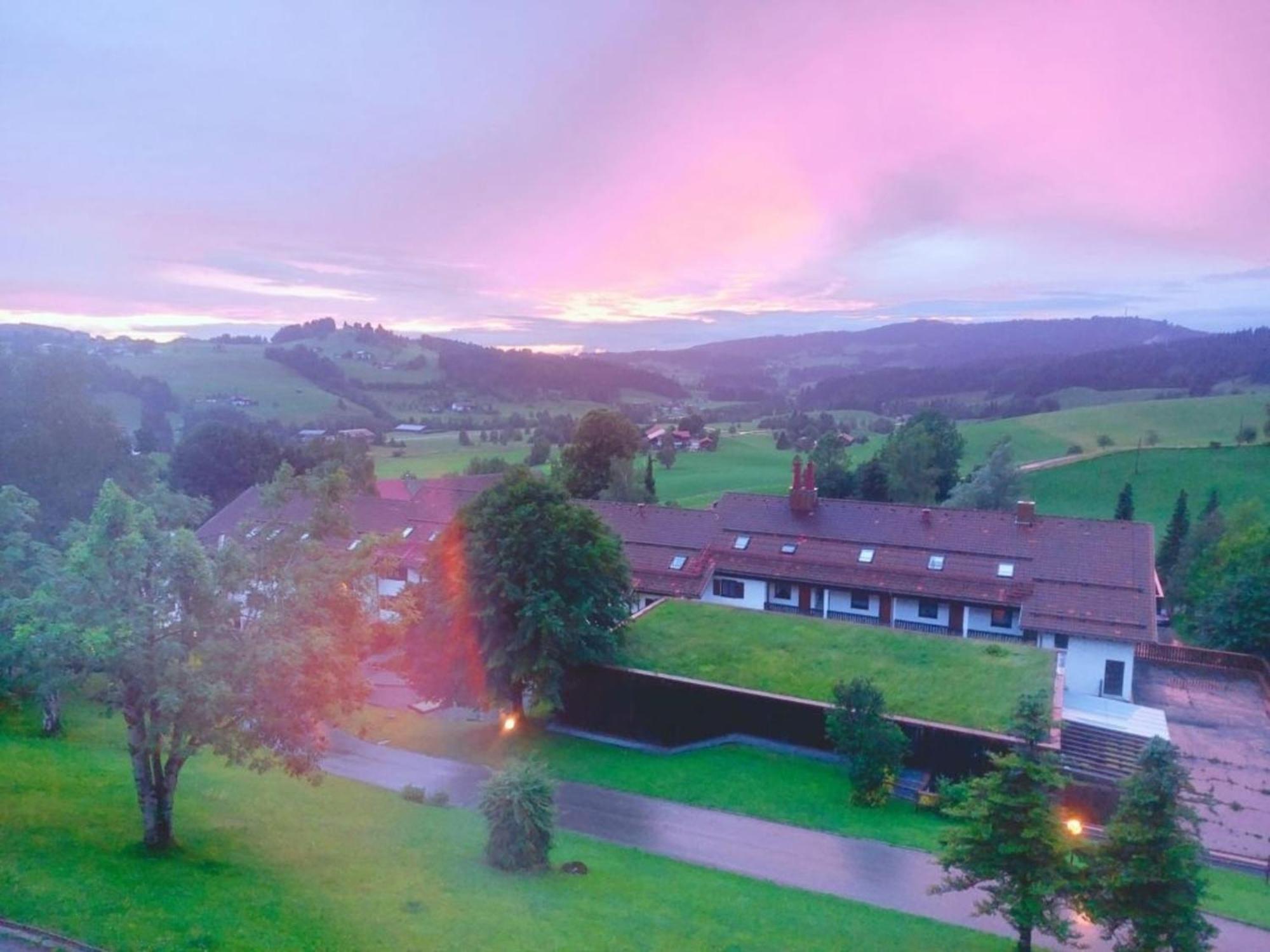 Berg-Juwel Hallenbad Mit Sauna Lägenhet Missen-Wilhams Exteriör bild